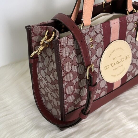 NWT💃Coach Dempsey Carryall In Signature Jacquard With Stripe And Coach Patch - Picture 8 of 12